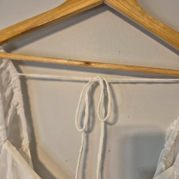 NWT Lulus White Swiss Dot Maxi Dress Size Large - Picture 7 of 14